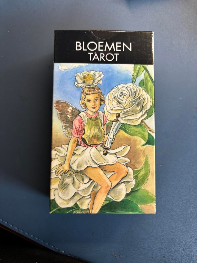 Bloemen Tarot nieuw ( nog in folie), Boeken, Ophalen of Verzenden, Nieuw, Tarot of Kaarten leggen, Overige typen