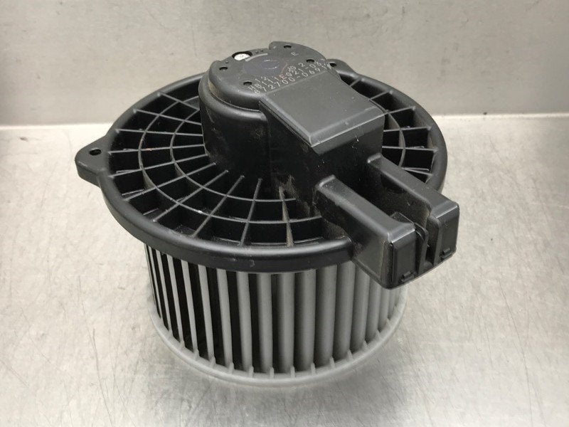 VENTILATEUR RADIATEUR MOTEUR Mazda 2 (DE) (|8727000691|), Utilisé, Mazda