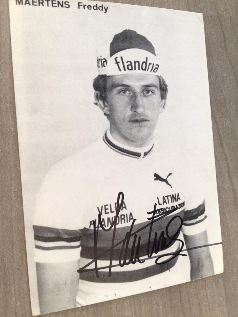 Wielerkaart 1977  wk team flandria freddy maertens signe, Envoi, Comme neuf