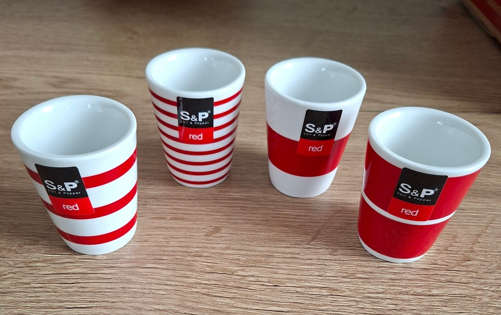 set van 4 eierdopjes Salt & Pepper, Huis en Inrichting, Ophalen