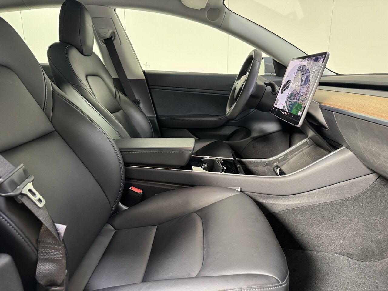 Tesla Model 3 Long Range - Dual Motor - Pano - FSD! 450 Km, Autos, Tesla, 0 kg, Argent ou Gris, Capteur de lumière, 4 portes