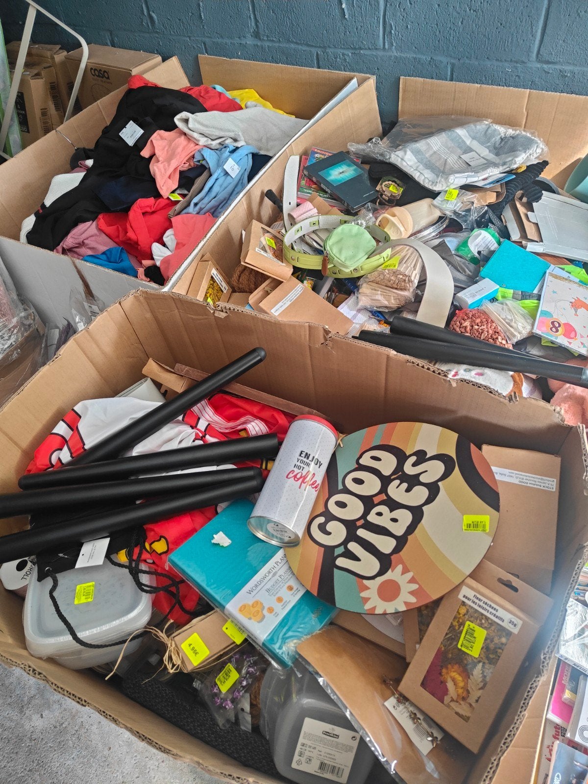 GROS LOT DESTOCKAGE, Enlèvement, Neuf