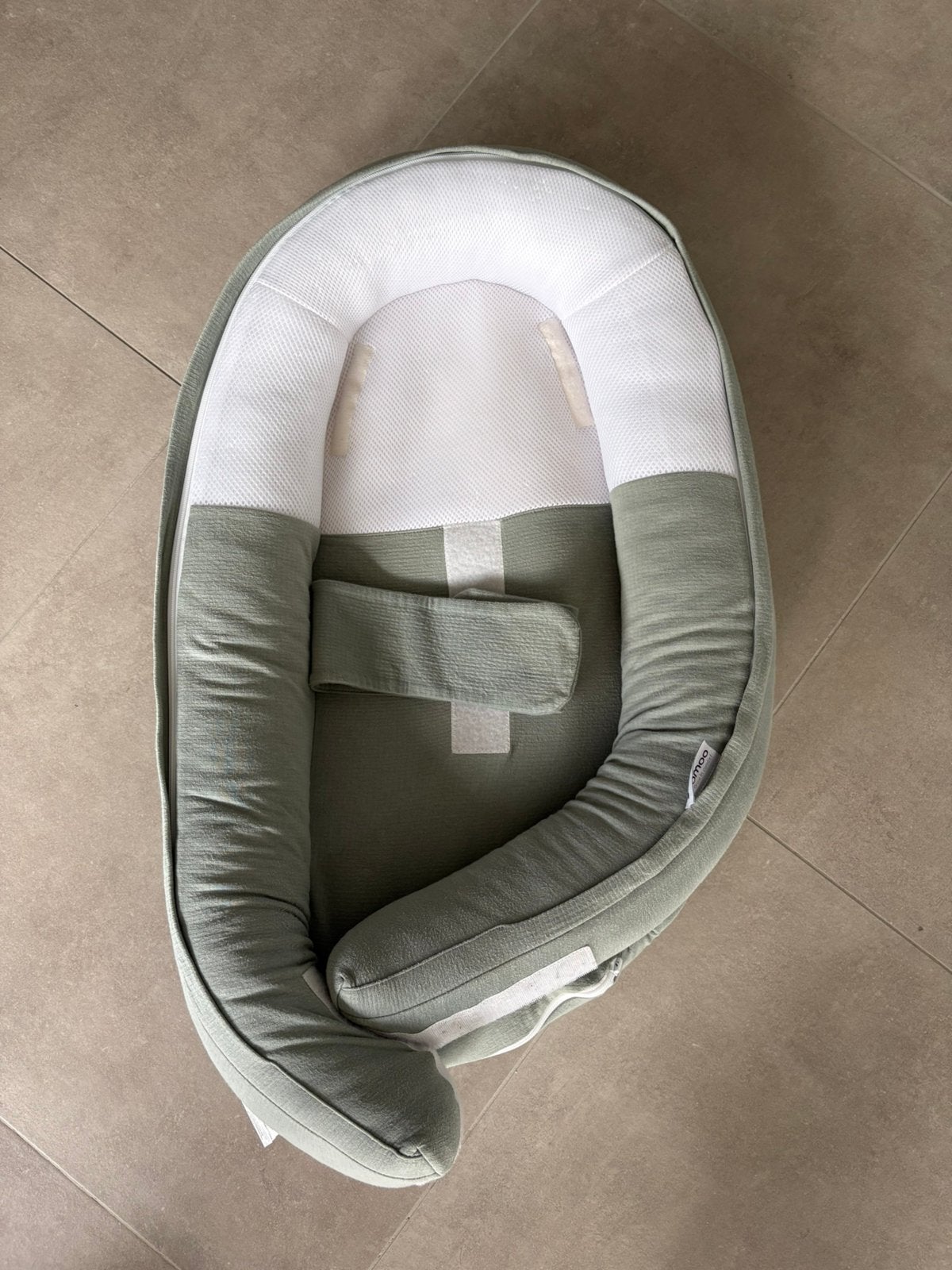 Doomoo babynest ademende band groen, Kinderen en Baby's, Ophalen, Zo goed als nieuw