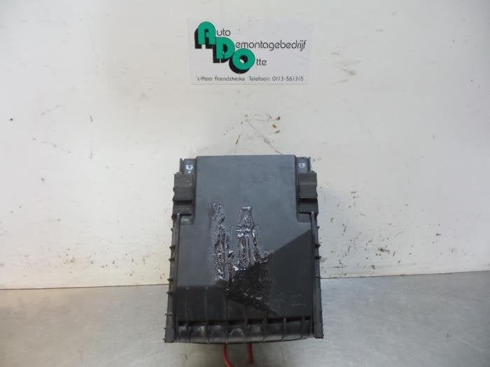 Boîte à fusibles d'un Volkswagen Golf (Golf 04-), Volkswagen, -, 3 mois de garantie, Utilisé