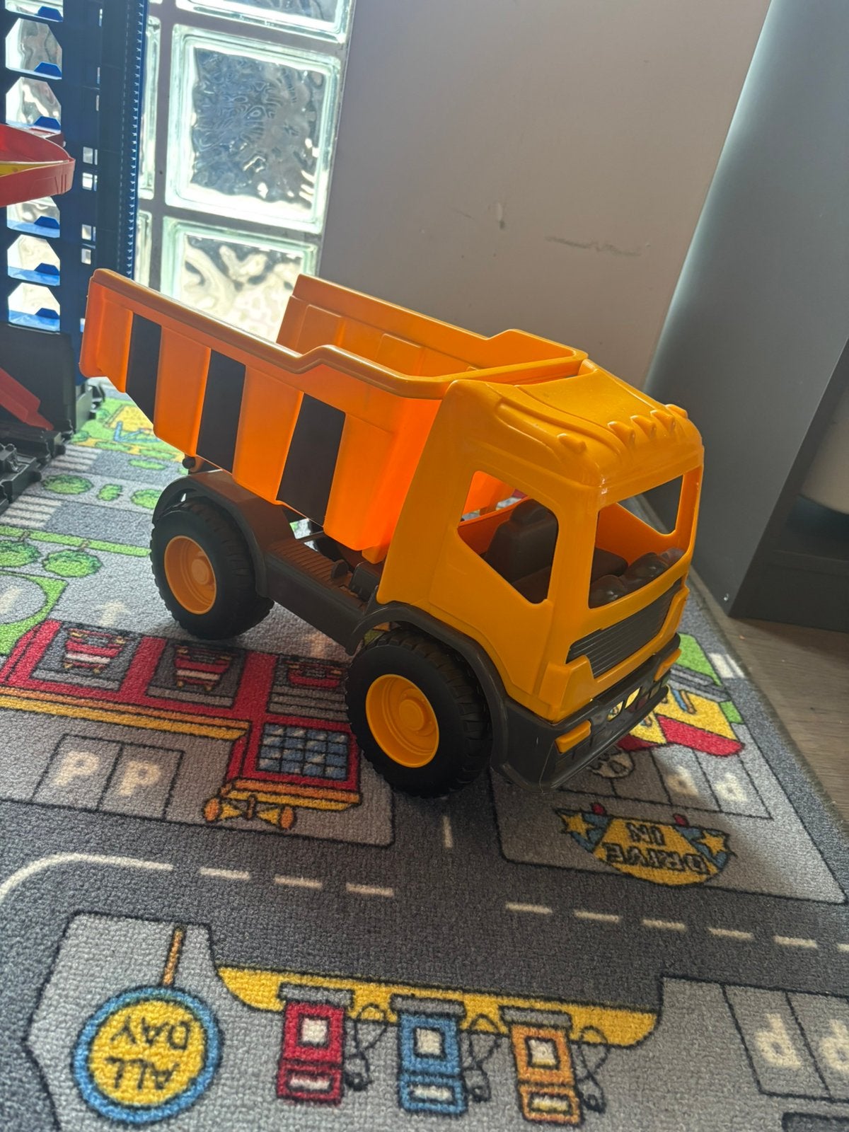 Grote vrachtwagen, Kinderen en Baby's, Speelgoed |Speelgoedvoertuigen, Ophalen, Zo goed als nieuw