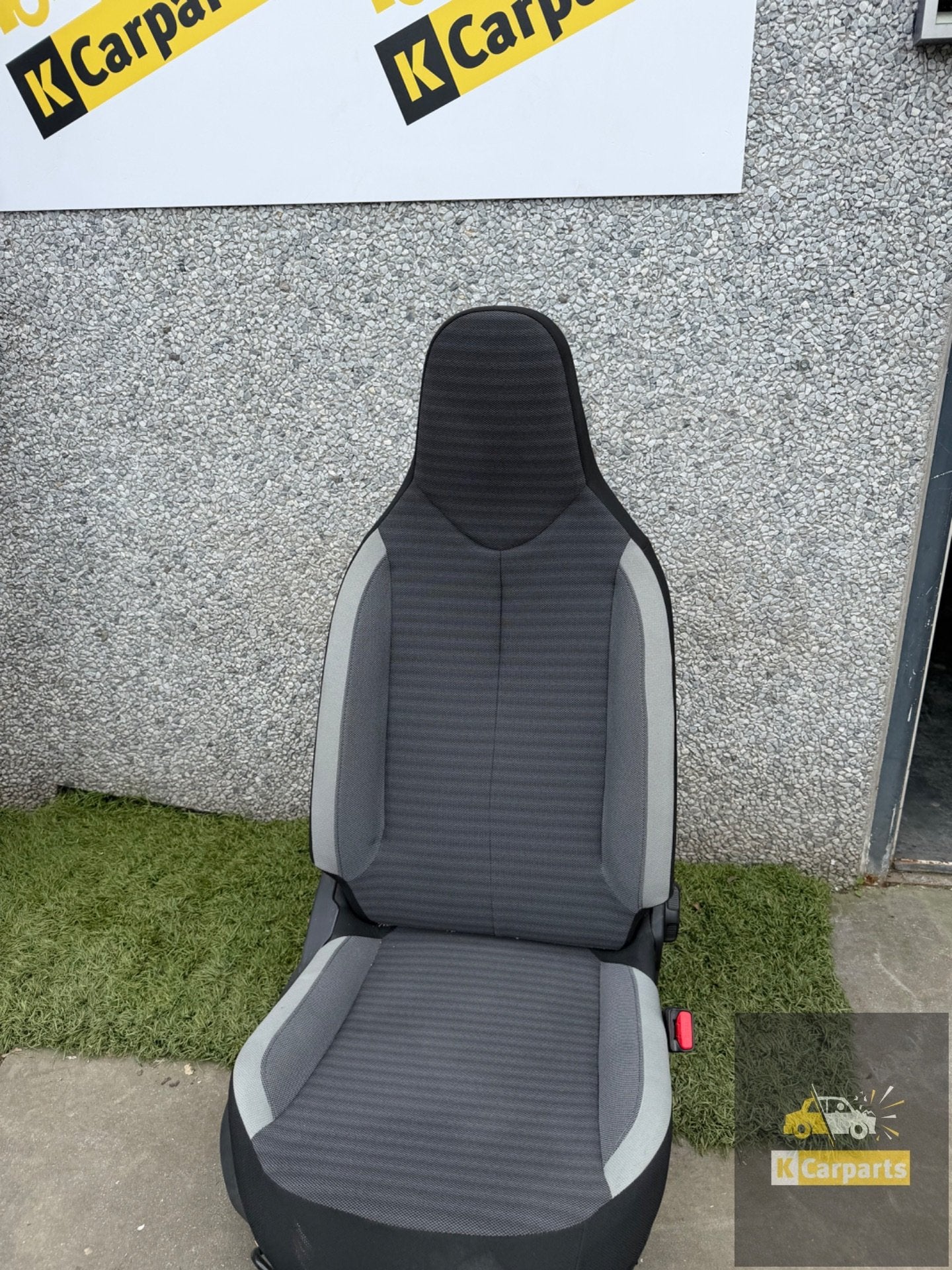 Stoel Rechts Totoya Aygo bestuurders stoel citroen c1, Info@toyota.co.jp, Gebruikt, Toyota Motor Corporation, Toyota-Cho 1
471-8571  Toyota City