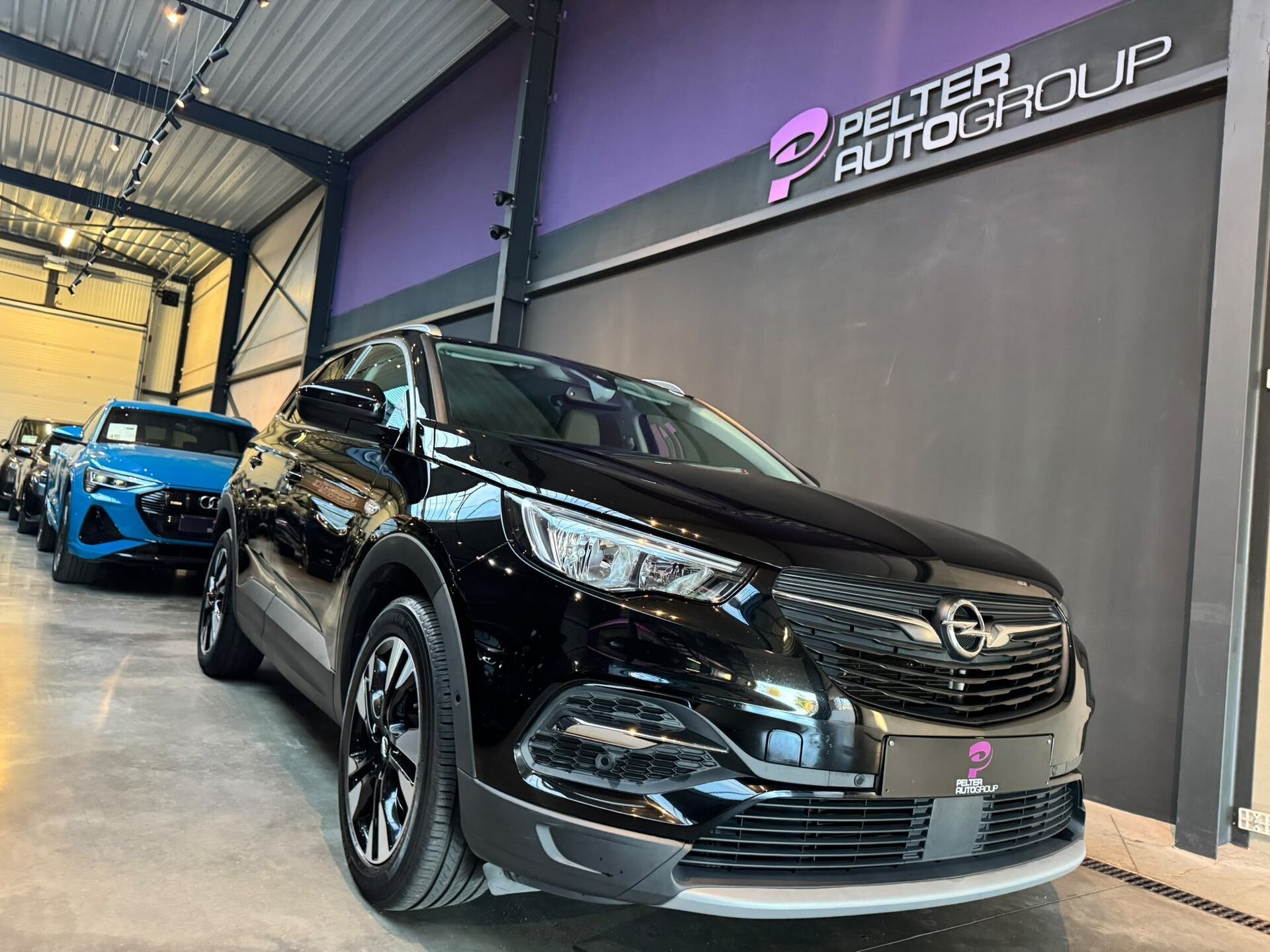 Opel Grandland X 1.2 Turbo Automaat GPS Carplay Trekhaak, Auto's, 1199 cc, https://public.car-pass.be/vhr/4d30bd32-e4c3-4c4d-850d-2a5832008c53