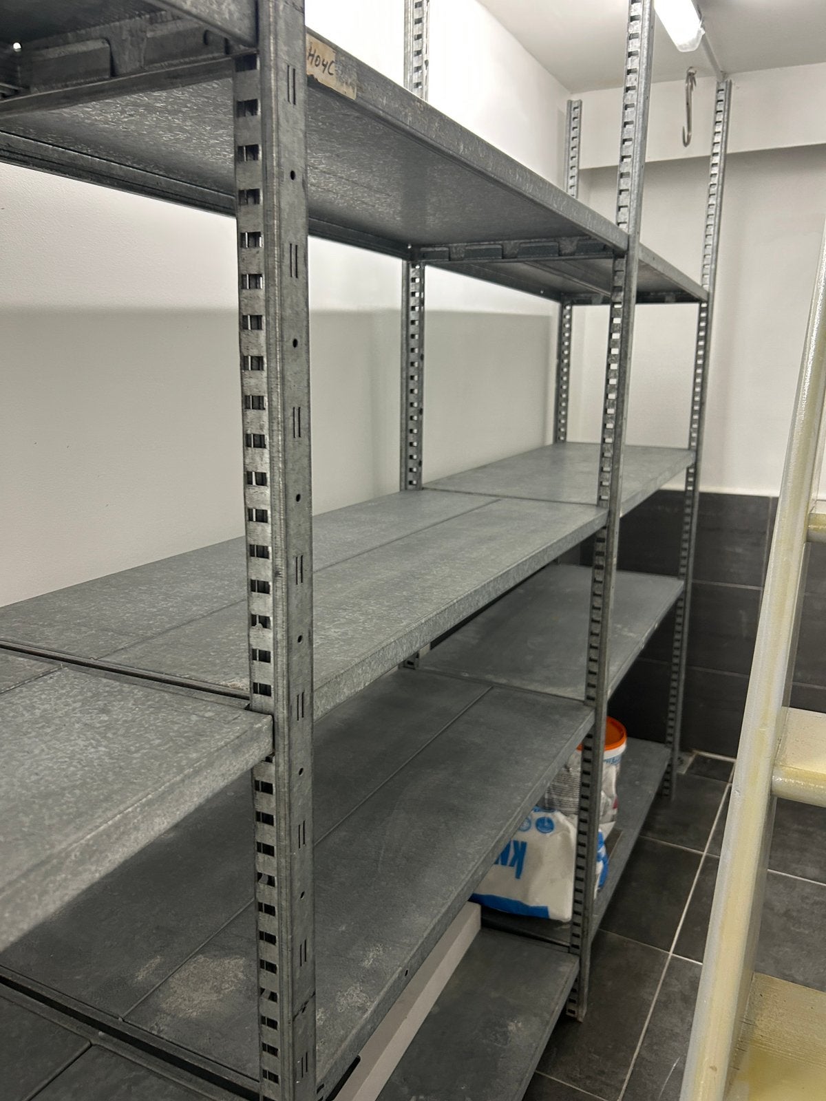 Etagère métallique industriel à voir, Enlèvement, Utilisé
