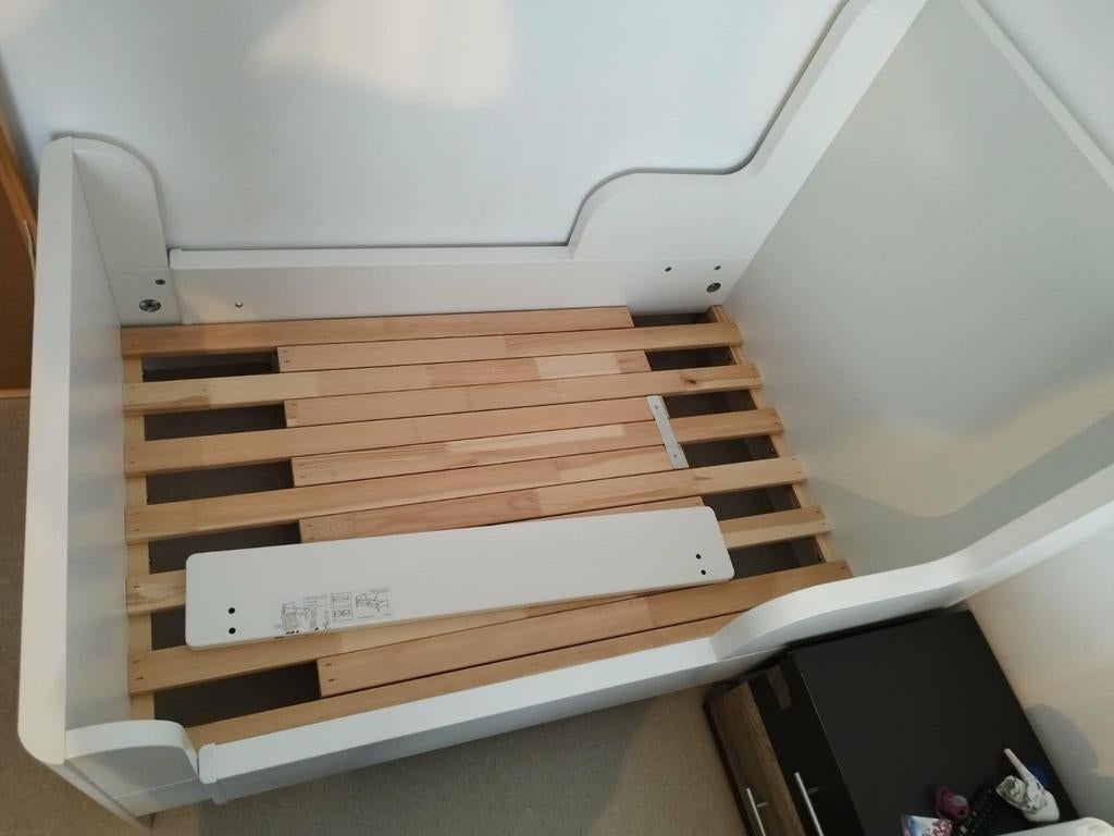 Lit enfant extensible plus matelas neuf, Enfants & Bébés, Accessoires de mode pour enfants, Enlèvement ou Envoi