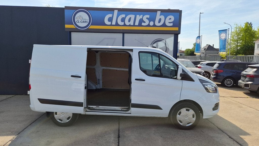 Ford Transit Custom 2.0D/Euro6/L1/Navi/Cam/Cc/Bt/Trekhaak/17, Auto's, Bestelwagens en Lichte vracht, Stof, Euro 6, Wit, 131 pk