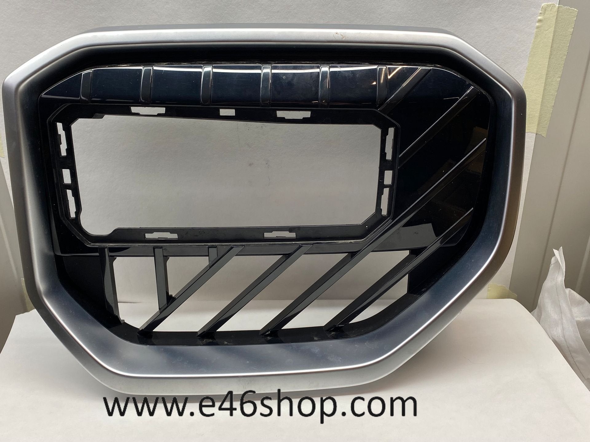 GRILLE LINKS VOOR BMW X3 G45 OE 5A37661, -, Utilisé, -, Enlèvement ou Envoi