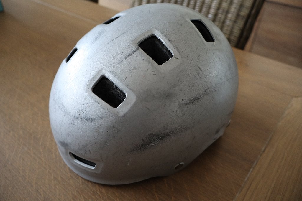 fietshelm/ skeelerhelm ONGEVEER VAN 7 - 10 jaar, Vélos & Vélomoteurs, Garçon ou Fille, Utilisé, B'twin, Enlèvement