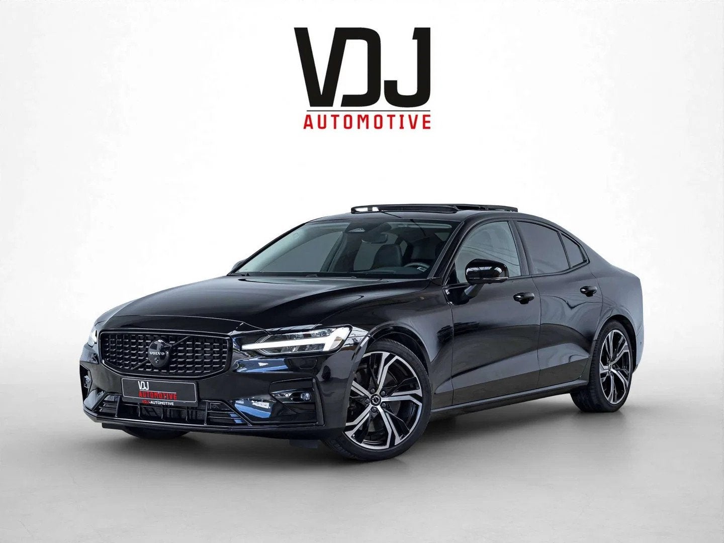 Volvo S60 B5|MHEV|PANO|HARMAN-KARDON|360|HEAD-UP|ZETELVERW, Autos, Achat, S60, Noir, Automatique