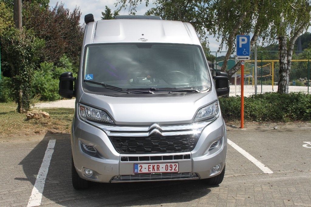 Pour raison santé ! van camper carado cv 540 , 11/2023, Caravanes & Camping, Camping-cars, Siège standard, Boîte manuelle, 5 à 6 mètres