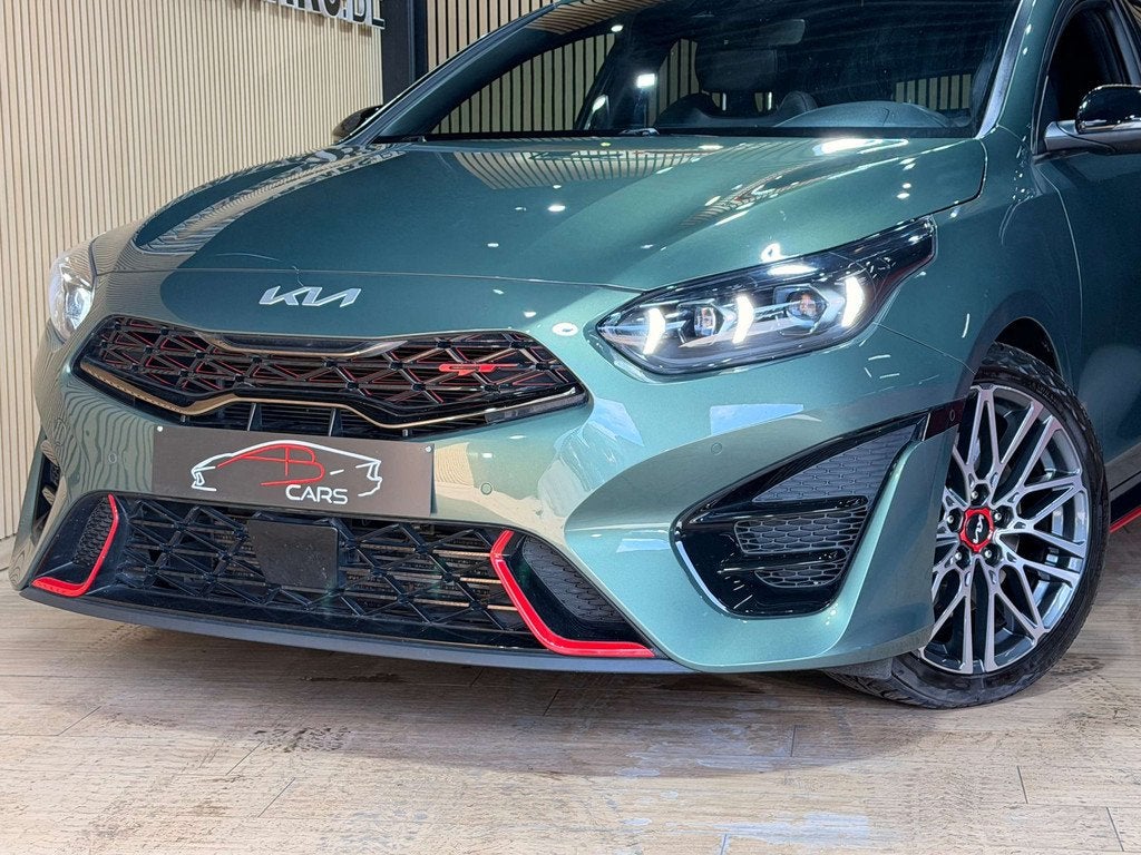 Kia ProCeed / pro_cee'd GT 1.6 T-GDi GT ISG DCT * GT SPORT *, Auto's, Kia, Automaat, Gebruikt, 4 cilinders, Leder