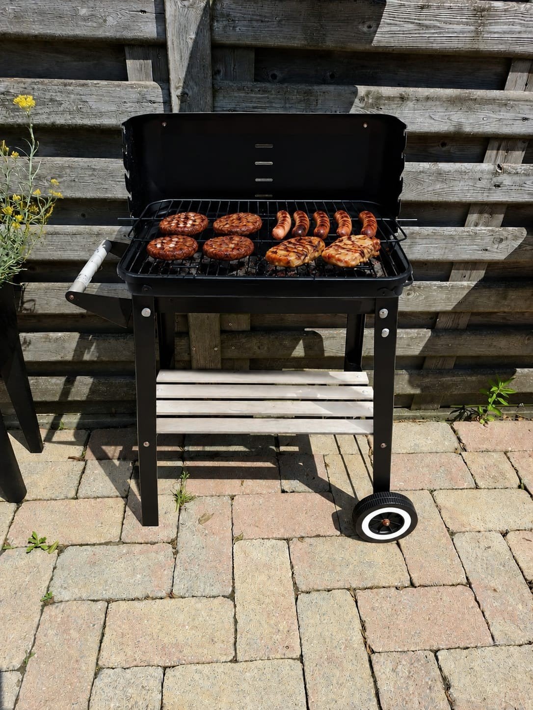 Barbecue gratuit, Enlèvement ou Envoi