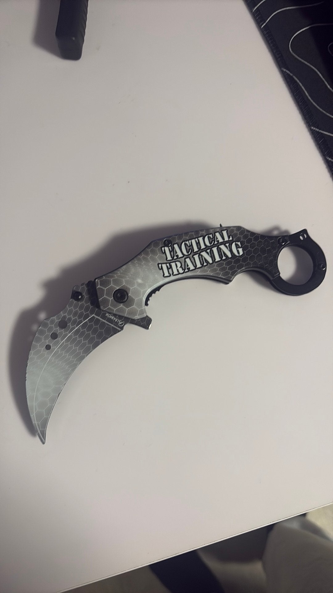 Tactical training karambit, Enlèvement, Comme neuf