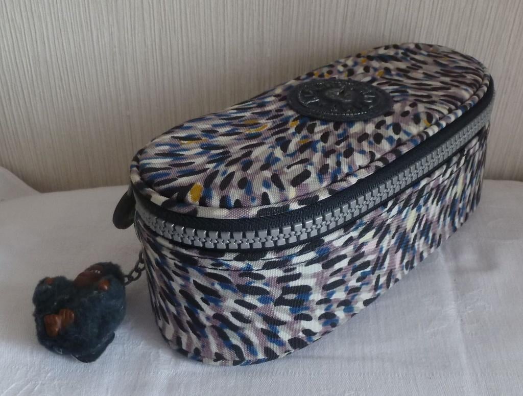 Kipling grand plumier ovale à dessins + singe, Divers, Fournitures scolaires, Utilisé, Enlèvement ou Envoi