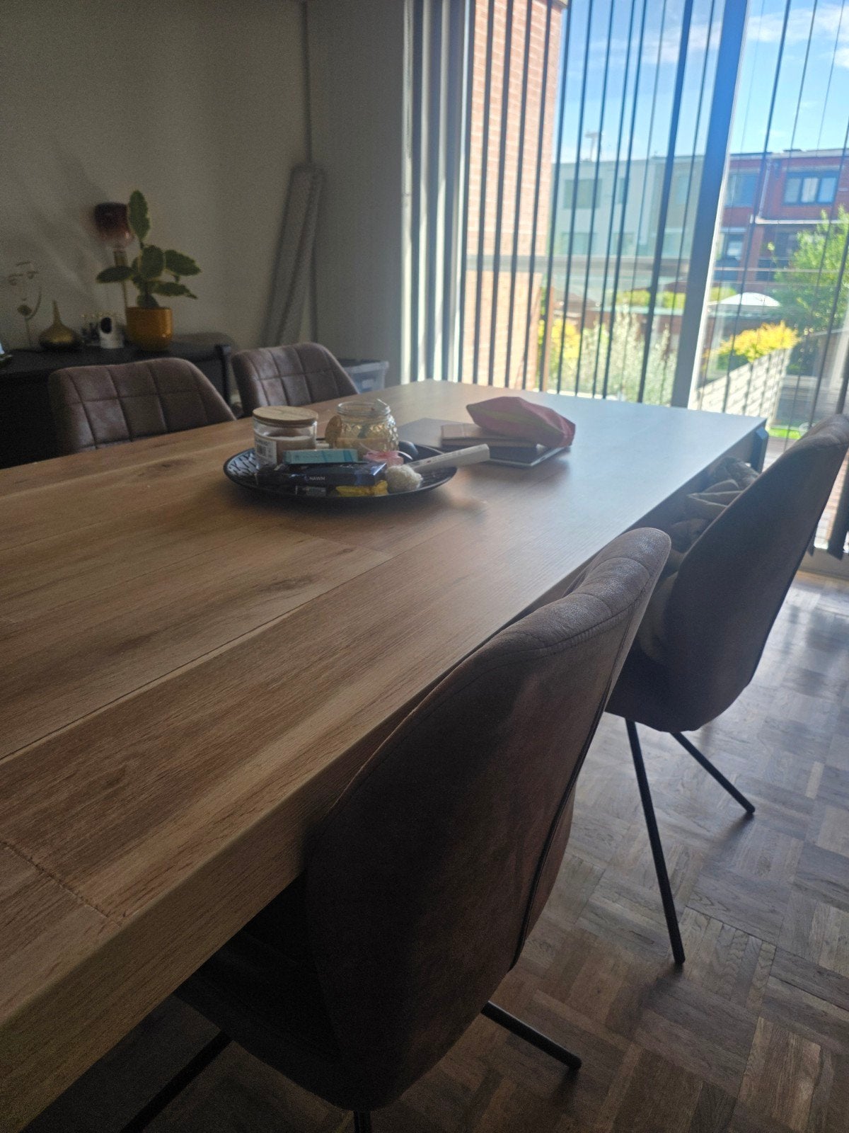 table avec 5 chaises à vendre !, Enlèvement