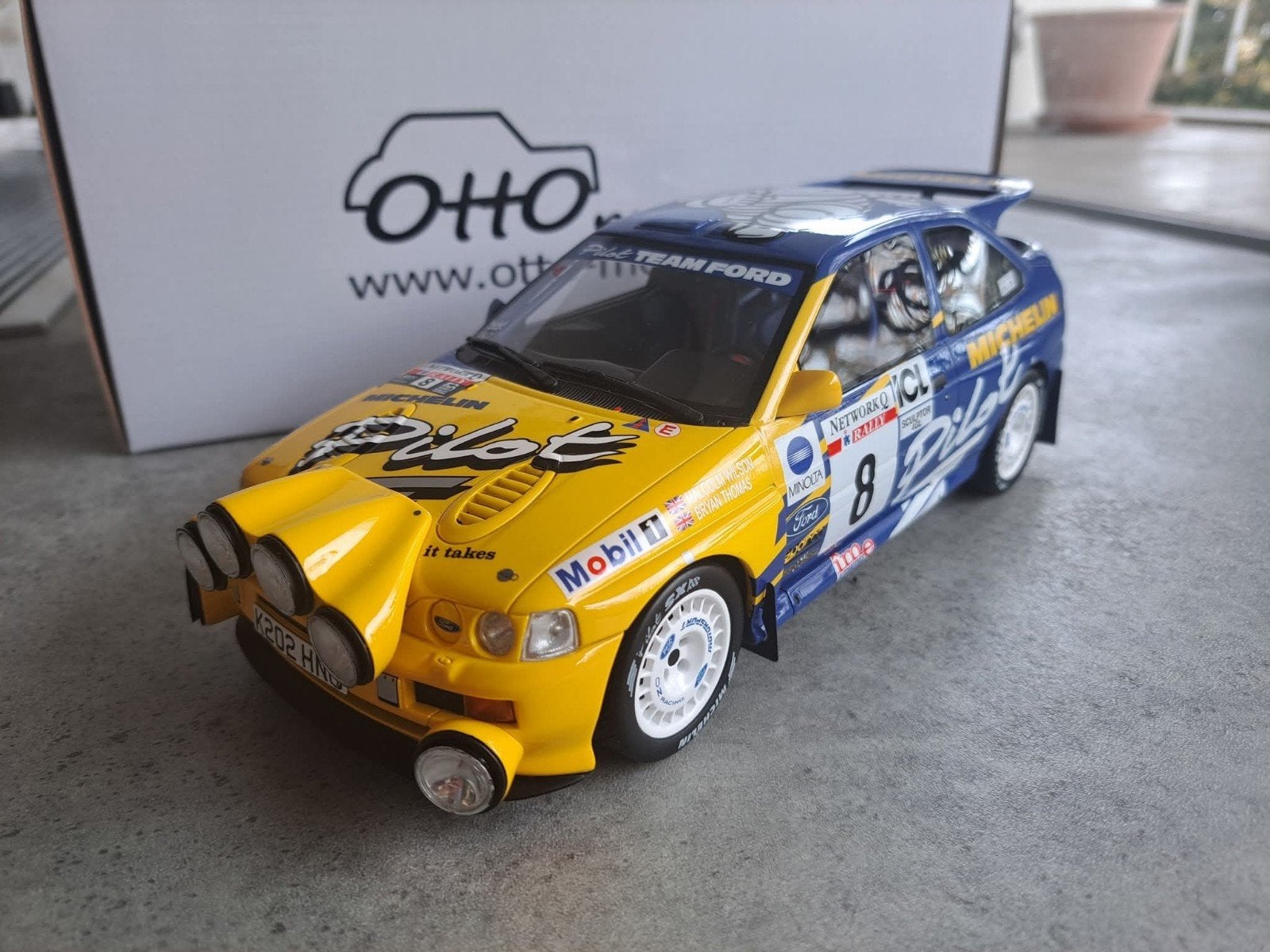 Ford Escort Cosworth Michelin 1/18 OTTO Neuve OT994, Enlèvement ou Envoi, Neuf, Voiture, OttOMobile