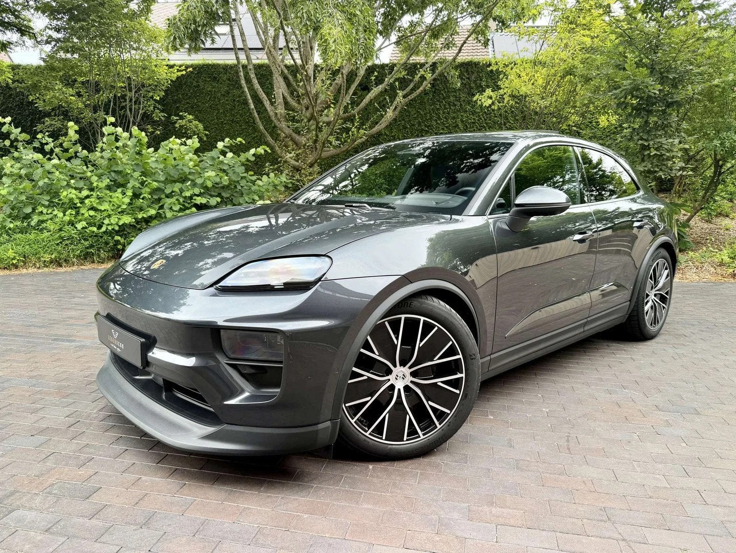 Porsche Macan 4/ 100 kWh/BOSE/Pano/Head-Up/Stoelventilatie/I, Cuir, Argent ou Gris, Achat, 408 ch