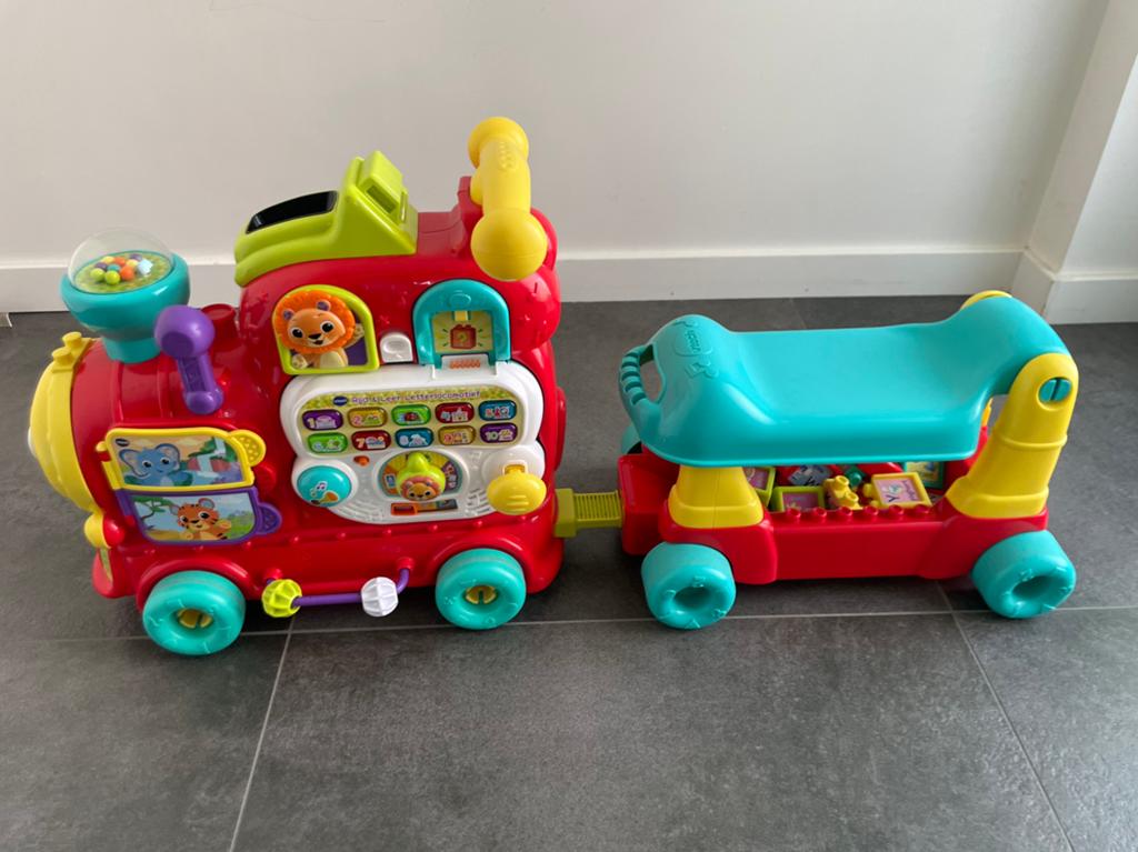 VTech Baby Rijd & Leer Letterlocomotief, Enfants & Bébés, Jouets | Vtech, Enlèvement, Utilisé, 6 mois à 2 ans