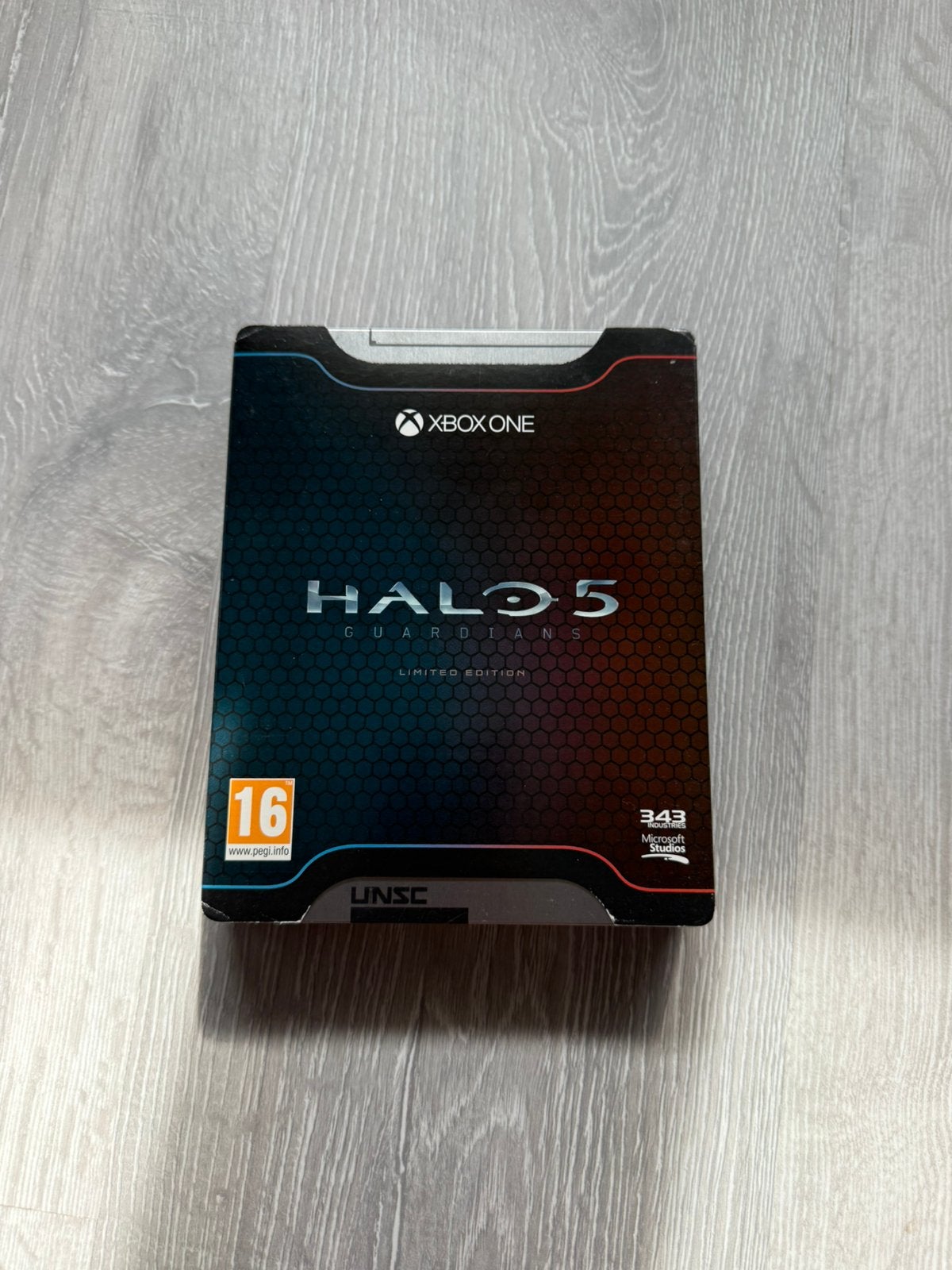 Halo 5 Xbox Limited edition, Enlèvement