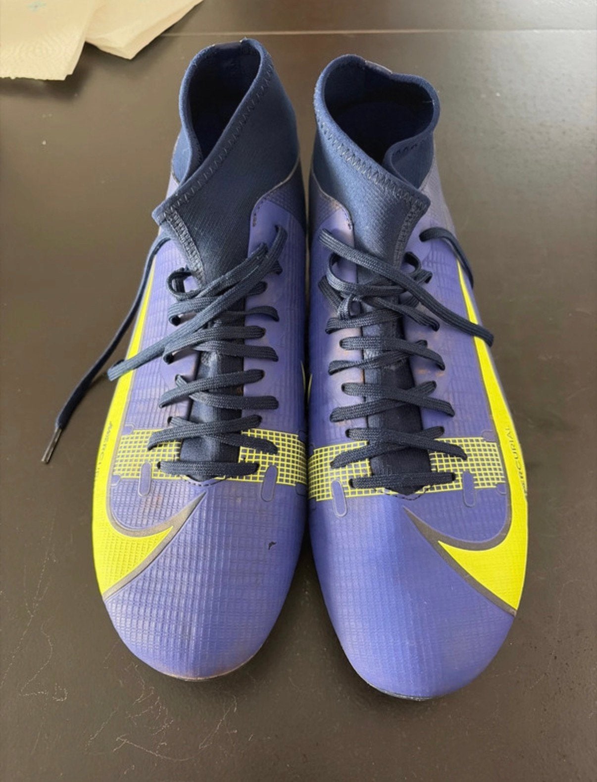 Chaussures de foot en fer, Sports & Fitness, Enlèvement ou Envoi, Comme neuf, Chaussures