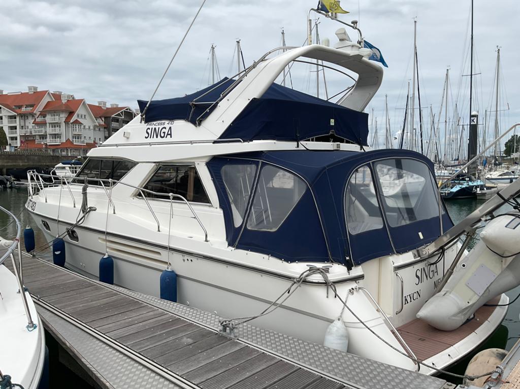 Motorboot princess, Ophalen, Gebruikt, Binnenboordmotor, Diesel