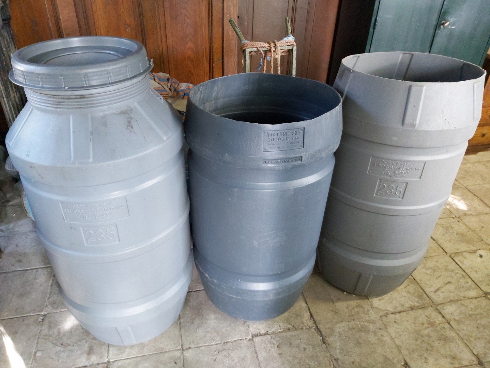 pvc regen vaten  235 liter, Ophalen