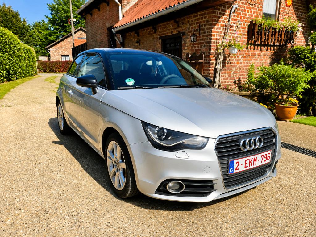 Audi A1 1.6 TDI – Édition Borrani, Auto's, Audi, Euro 5, A1, Zwart, 4 cilinders