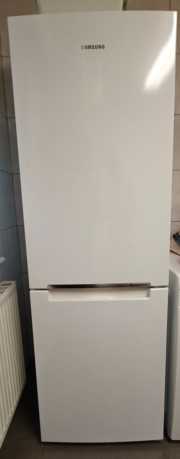 Samsung No Frost Koel-vriescombinatie (311L) – Wit, Elektronische apparatuur, Ophalen, 200 liter of meer, Met aparte vriezer, 160 cm of meer