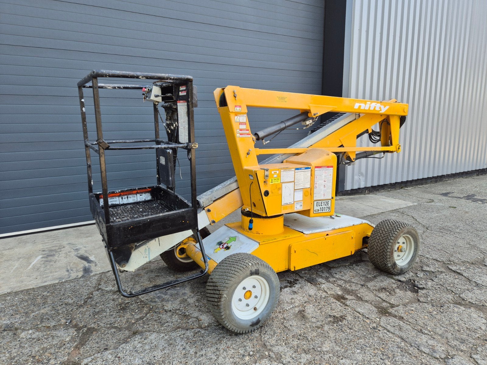 Nifty HR12 Niftylift Niftylift Nifta Nacelle articulée - Nac, Enlèvement