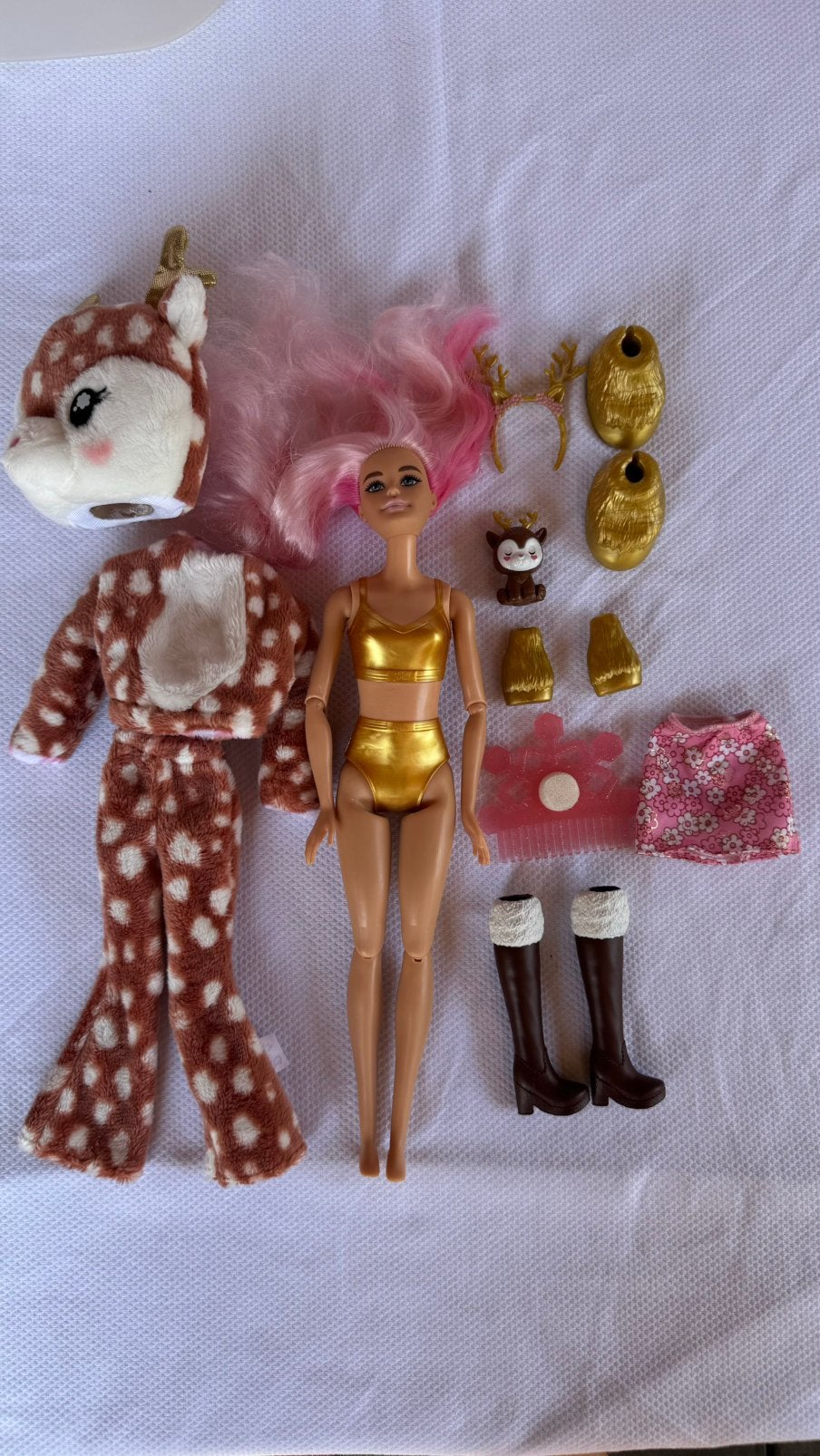 Barbie Pop Cutie Reveal Snowflake Sparkle met hertenkostuum, Kinderen en Baby's, Speelgoed | Poppen, Ophalen, Zo goed als nieuw