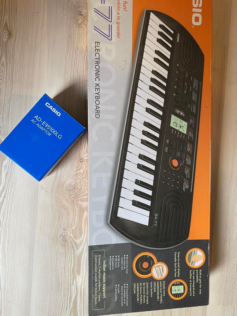 Keyboard CASIO  SA-77 met AD 95 adapter, Enlèvement, Neuf, Autres nombres, Casio