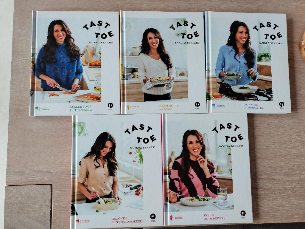 Sandra Bekkari - Tast toe 5 boeken, Ophalen, Zo goed als nieuw, Sandra Bekkari