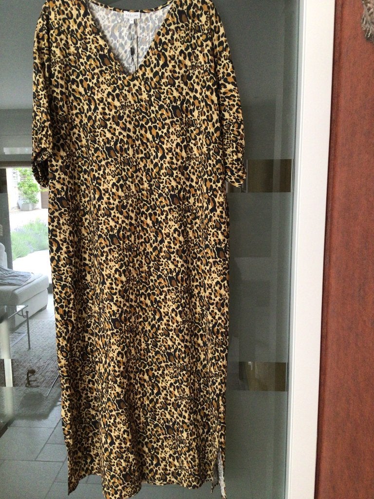 Nieuw kleed mayerline, Ophalen, Nieuw, Maat 38/40 (M)