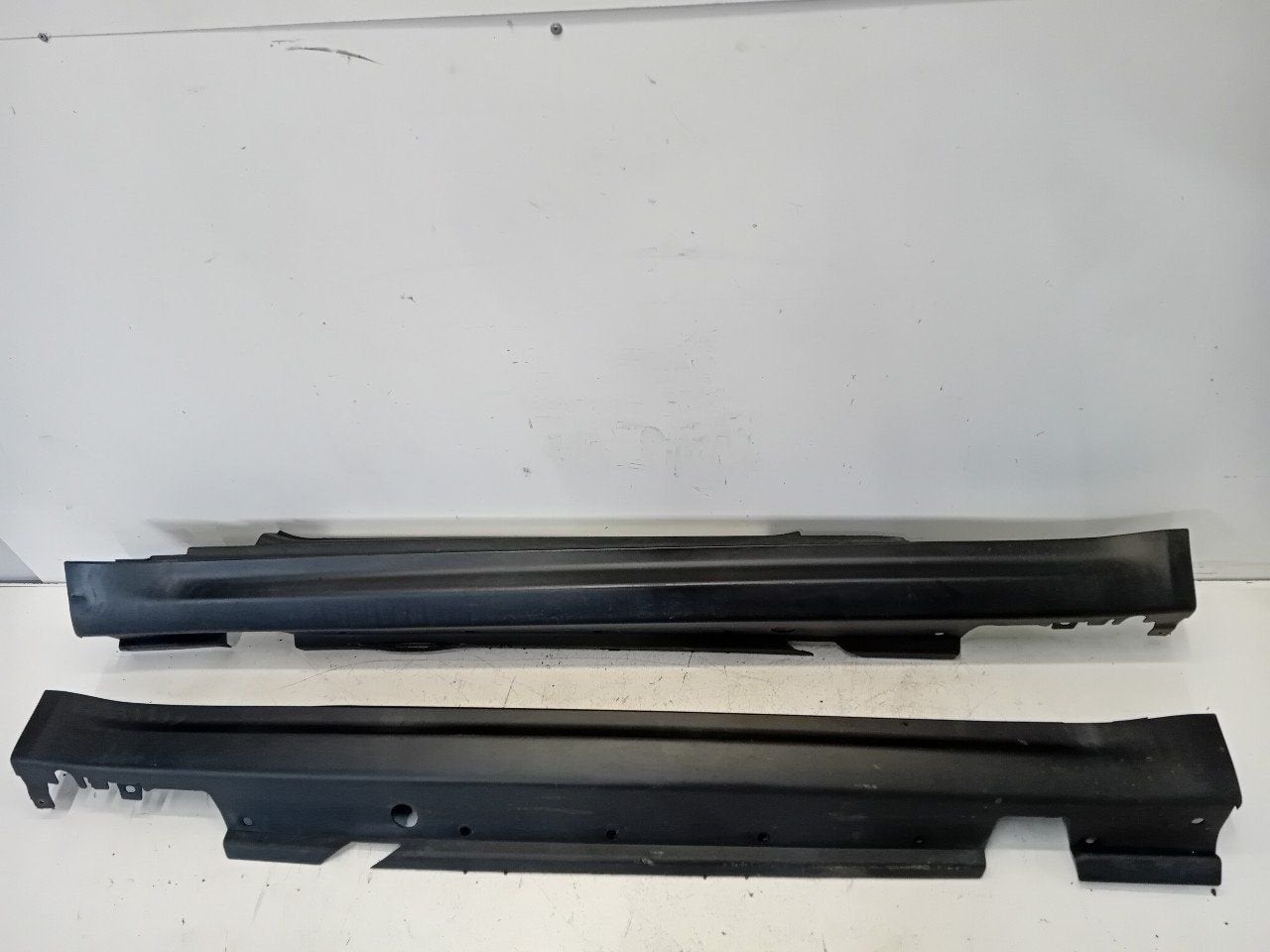 Sideskirt set Mini Mini, Autos : Pièces & Accessoires, Onderdelen@venauto.nl, Van der Ven Autorecycling B.V., Ettenseweg 76, 4706 PB Roosendaal, The Netherlands