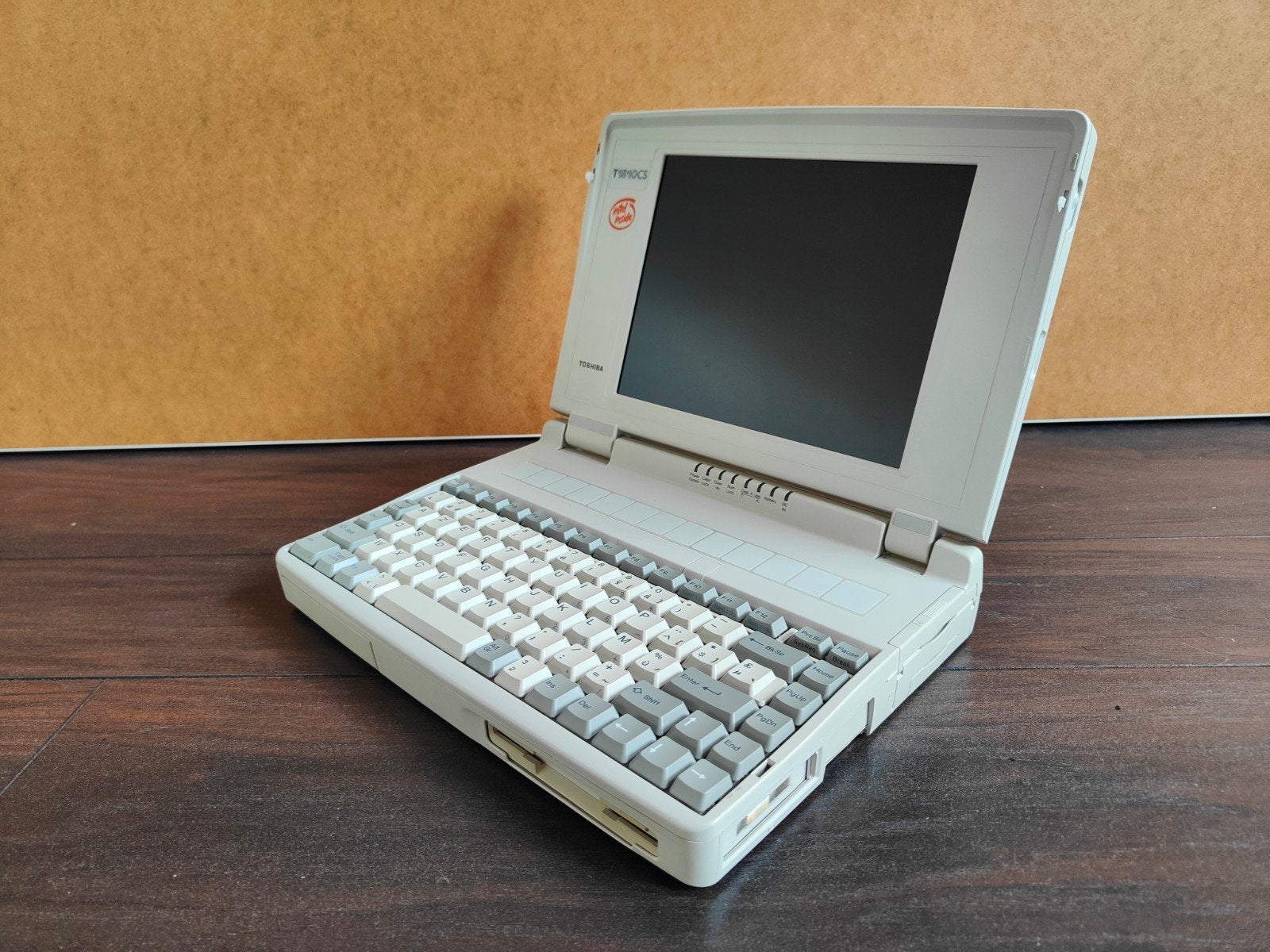 Toshiba T1910CS, Computers en Software, Ophalen
