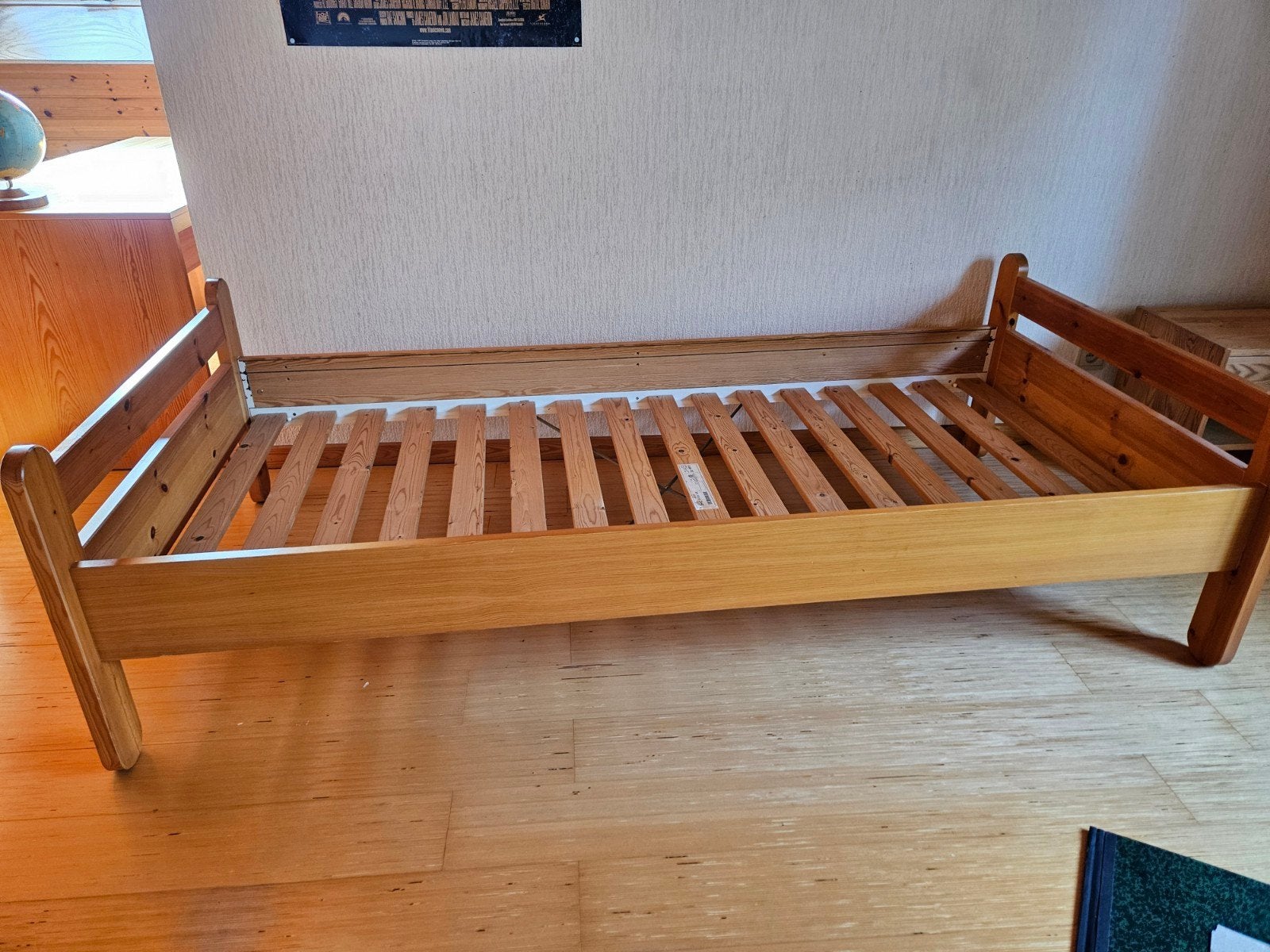 slaapkamer in grenen hout, Ophalen