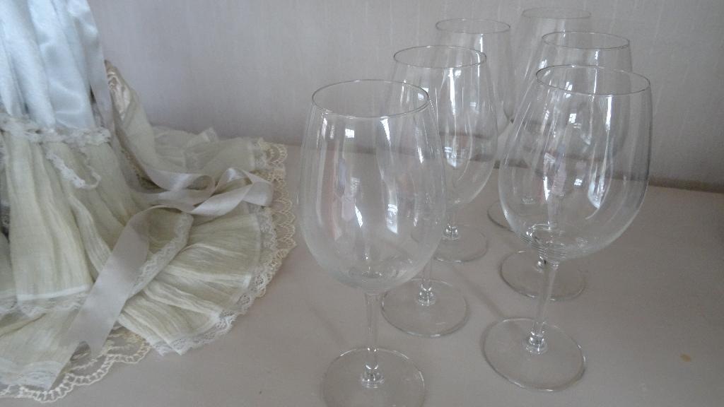 WIJNGLAZEN 6 STUKS, Huis en Inrichting, Keuken | Servies, Ophalen, Zo goed als nieuw, Glas, Glas of Glazen