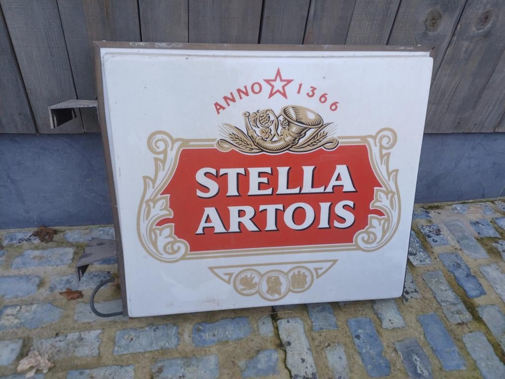 Stella Artois lichtbak jaren 90, Ophalen