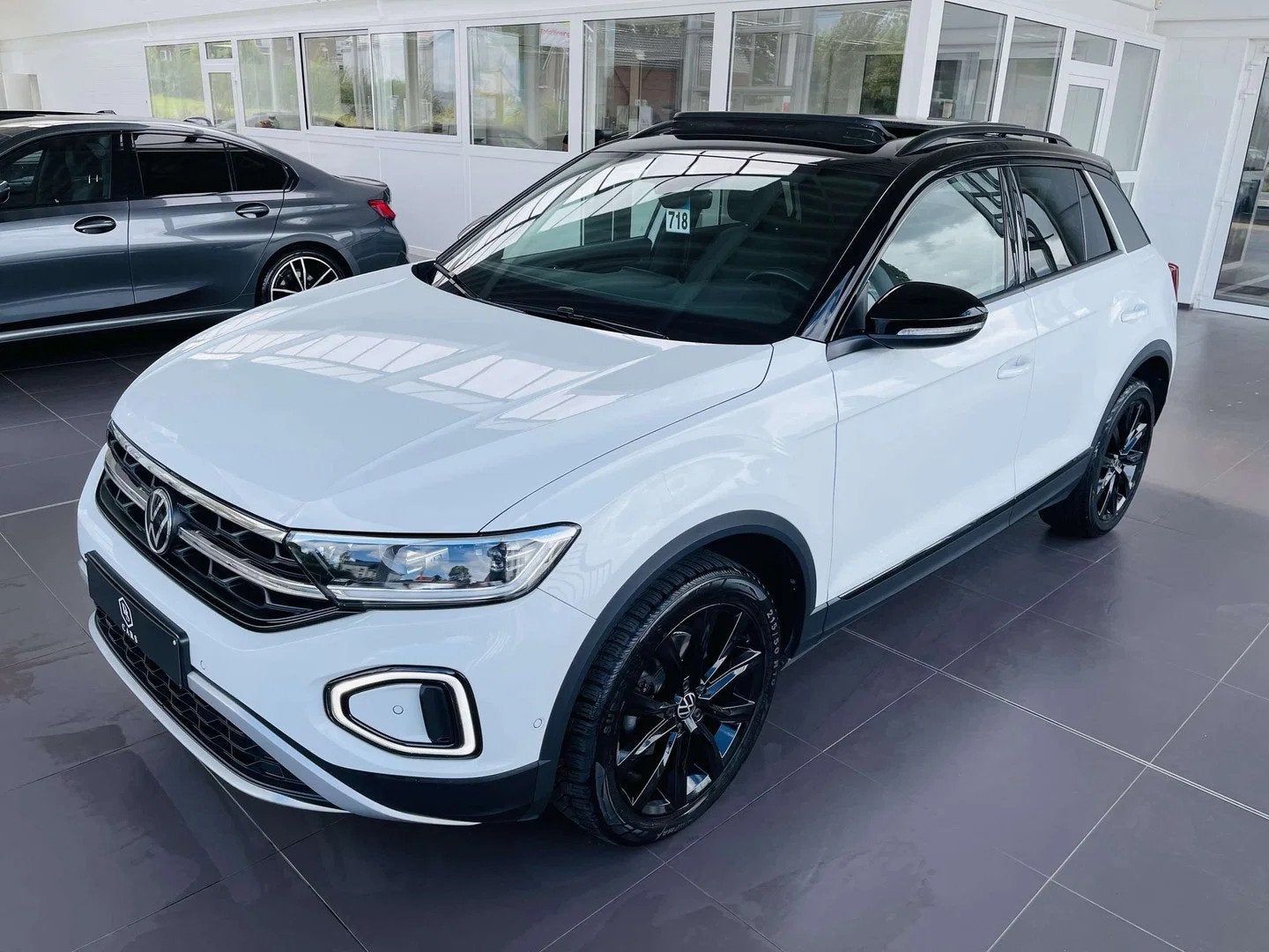 Volkswagen T-Roc 1.5i TSI * GARANTIE + TOIT PANO + LED + GPS, Autos, Achat, Entreprise, Alcantara, 5 places