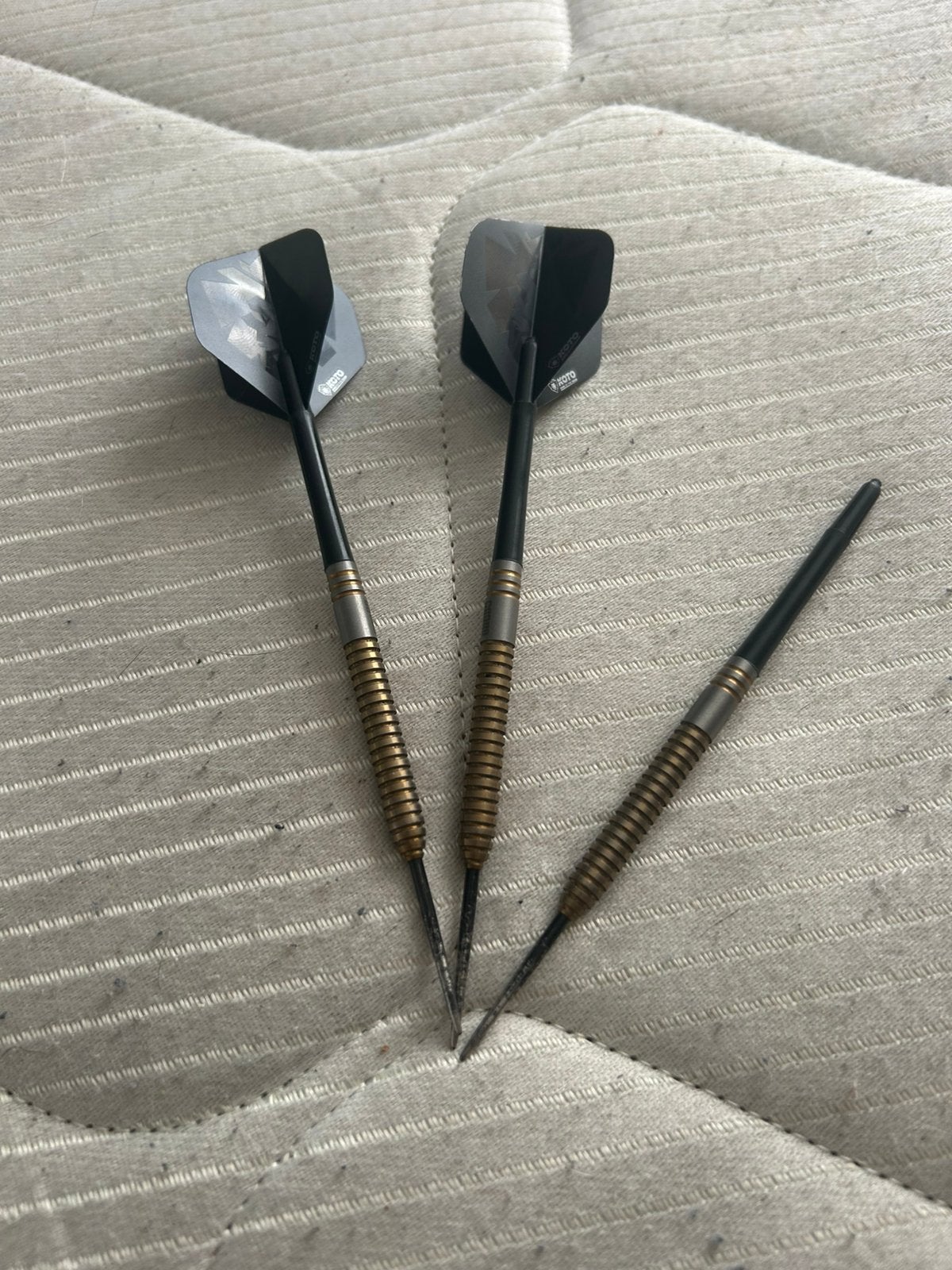Darstpijlen merk tricky, Sport en Fitness, Darts, Ophalen, Zo goed als nieuw