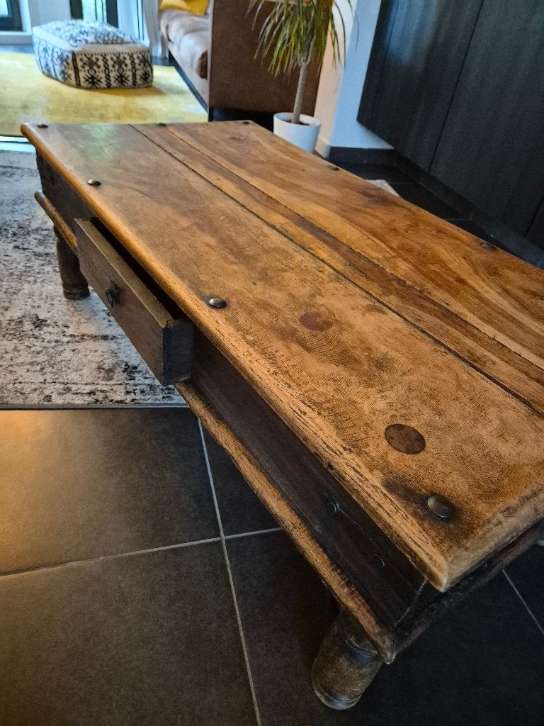 Karaktervol bijzettafeltje, Antiek en Kunst, Ophalen