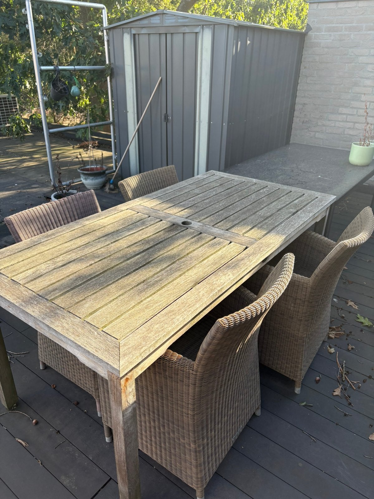 Tuintafel, Enlèvement, Comme neuf