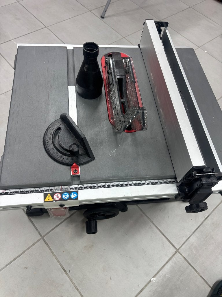 Zaagmachine, Ophalen, Zo goed als nieuw, Overige typen, Milwaukee
