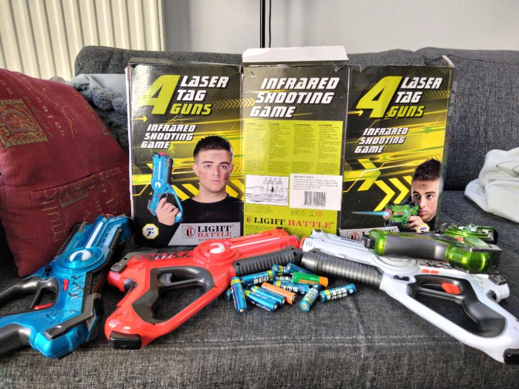 Lasershoot guns, Ophalen, Zo goed als nieuw