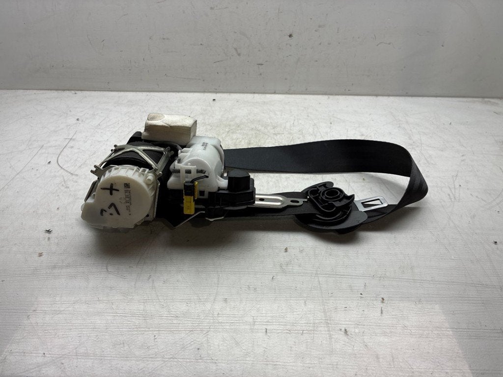 CEINTURE DE SECURITE AVANT GAUCHE Volkswagen Golf VII (AUA), Volkswagen, Volkswagen AG, Utilisé, Kundenbetreuung@volkswagen.de