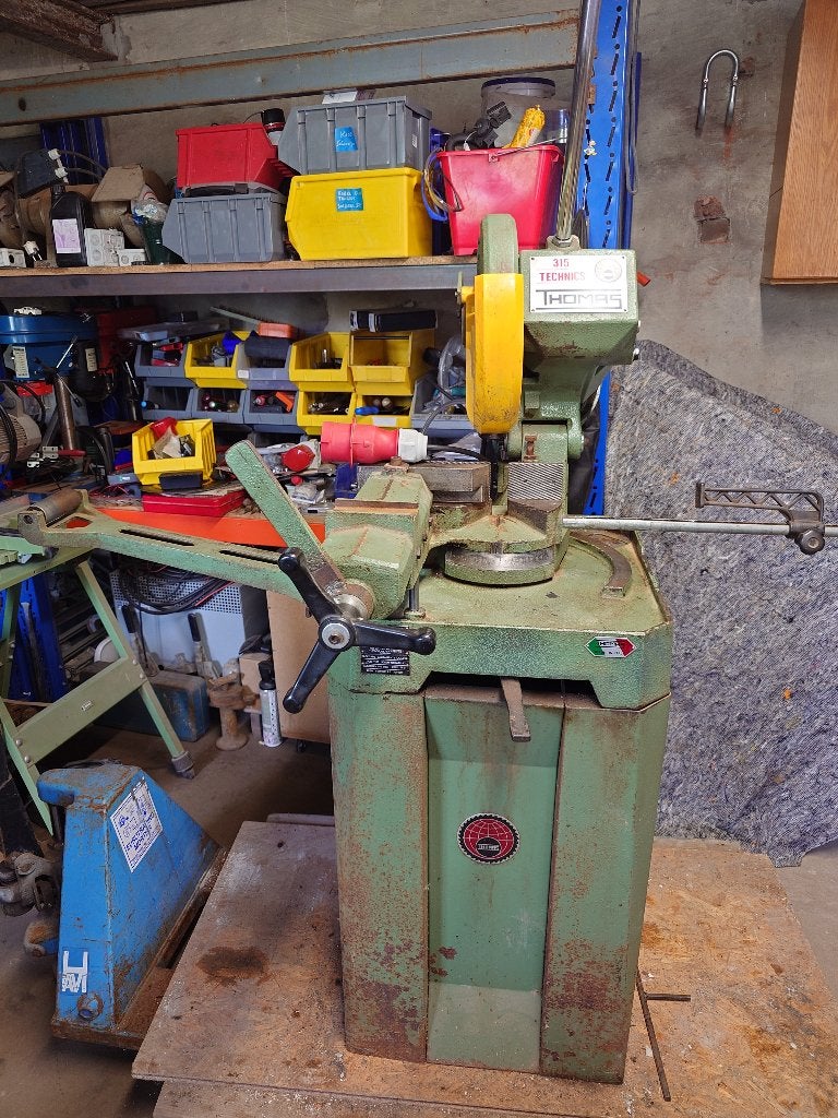 Metaalzaagmachine, 1200 watts ou plus, 70 mm ou plus, Thomas, Enlèvement